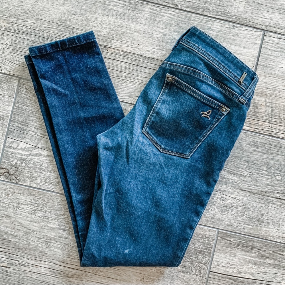 DL96 Medium Denim Skinny Jeans